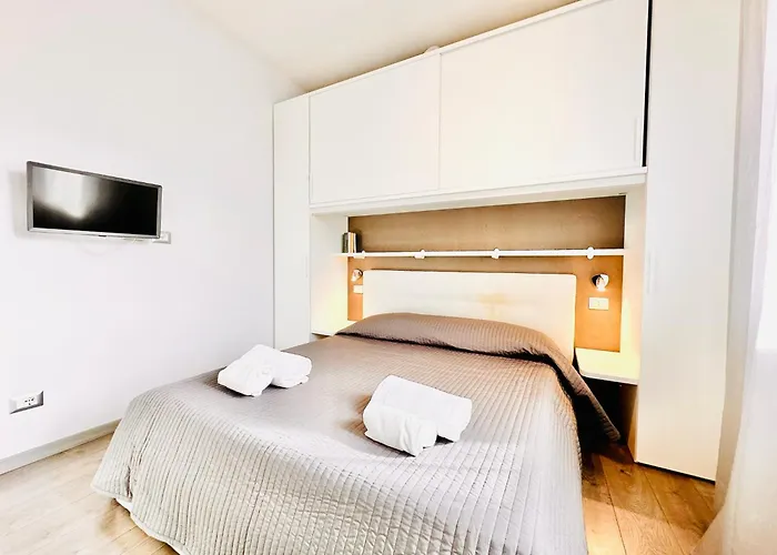 Hostdomus - Blanca Appartement Finale Ligure