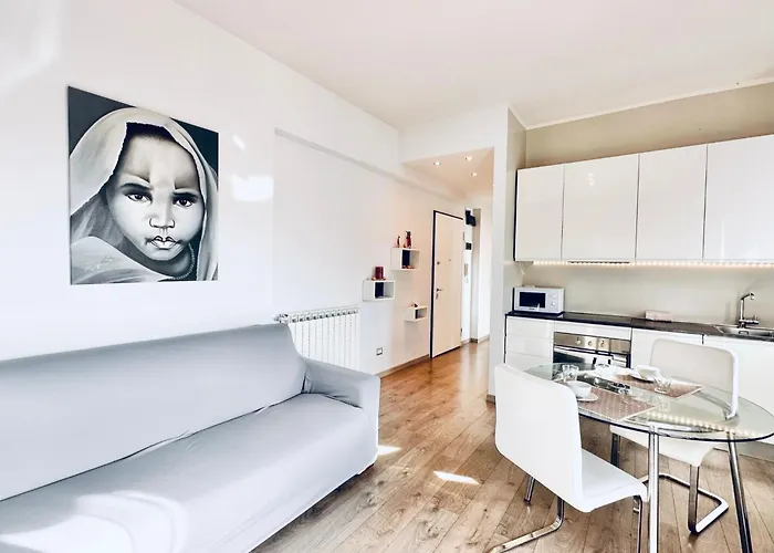 Hostdomus - Blanca Appartement Finale Ligure